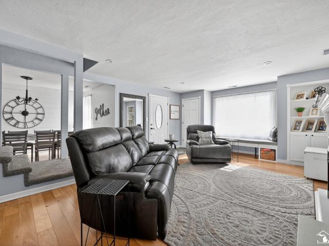 House for sale in Ottawa Lake, Michigan