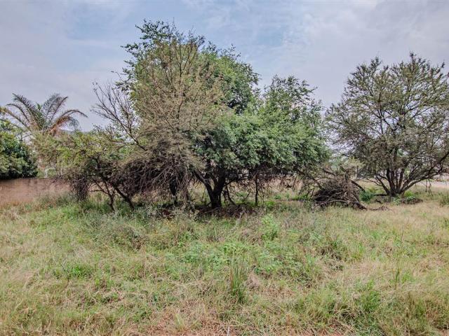 Land for sale in Waterkloof, Gauteng