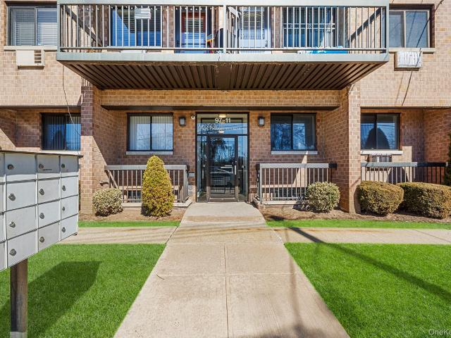 Property for sale in Queens, Arverne