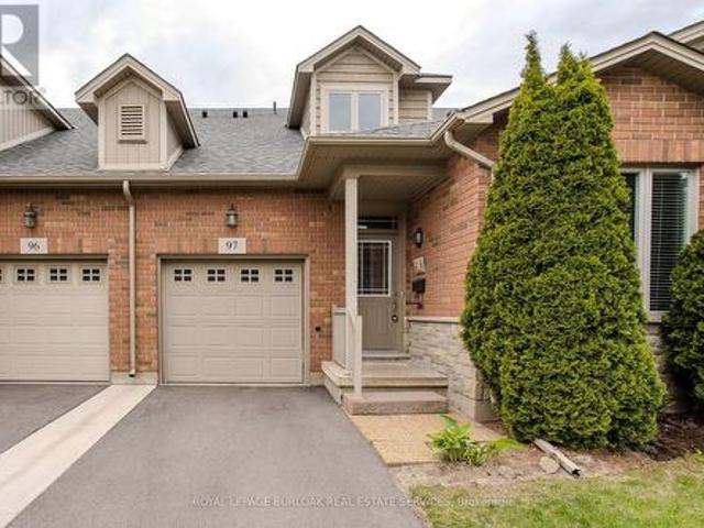 Townhouse for sale in Burlington