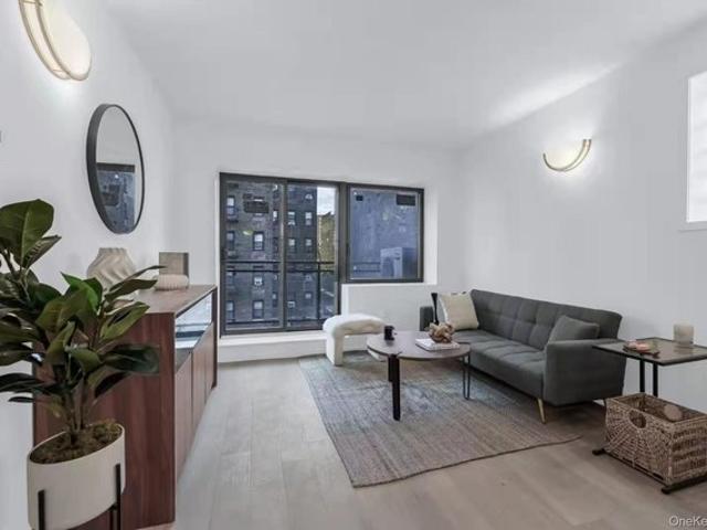 Condo for sale in Queens, Arverne