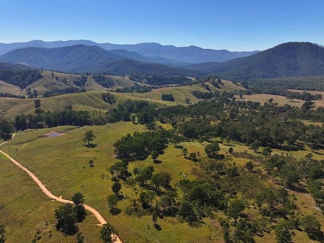 Cottage for sale in Neringla, New South Wales
