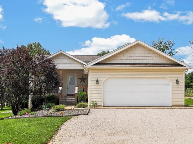 House for sale in Howard, Ohio