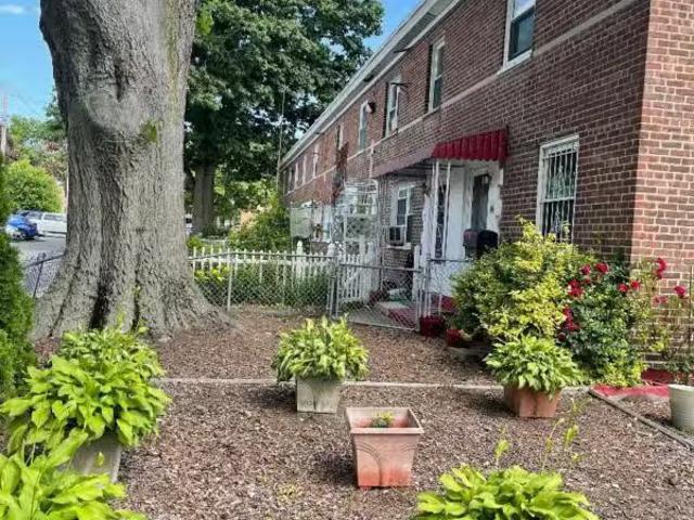 House for sale in Bridgeport House for sale in Bridgeport