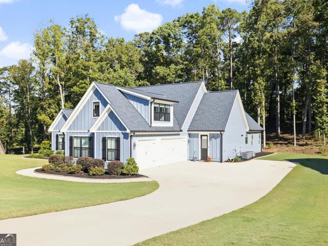 House for sale in Sharpsburg, Coweta County