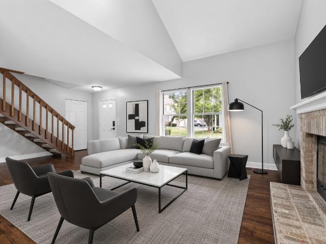 Townhouse for sale in Aurora, Illinois