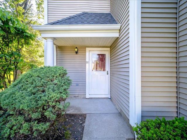Townhouse for sale in Spring Valley