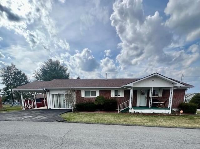 House for sale in Beckley, West Virginia