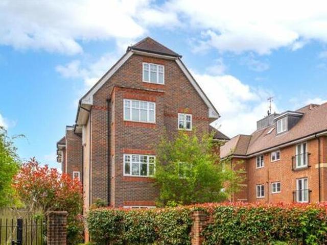 House for sale in Red Hill, Surrey