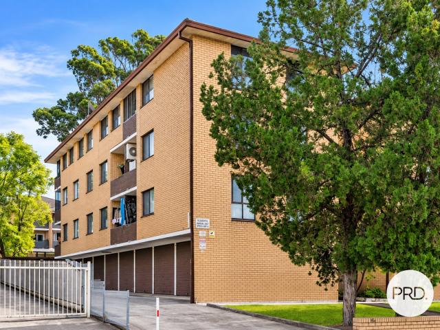 Apartment for rent in Warwick Farm, Sydney