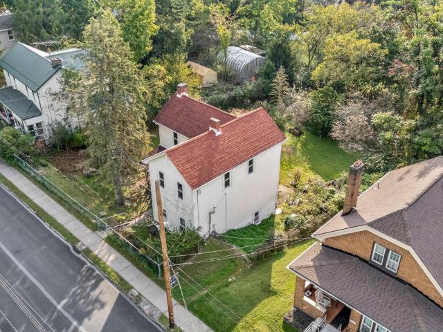 House for sale in East Carnegie, Crafton
