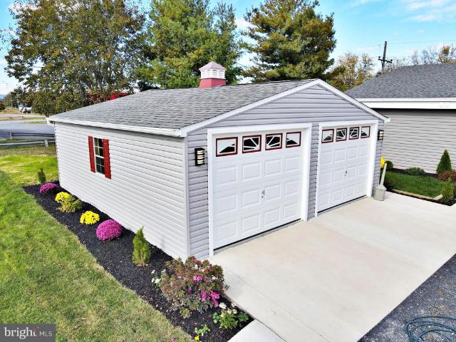 House for sale in Kearneysville, West Virginia