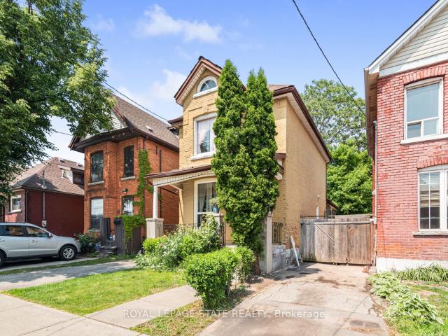 House for sale in Ancaster, Ontario