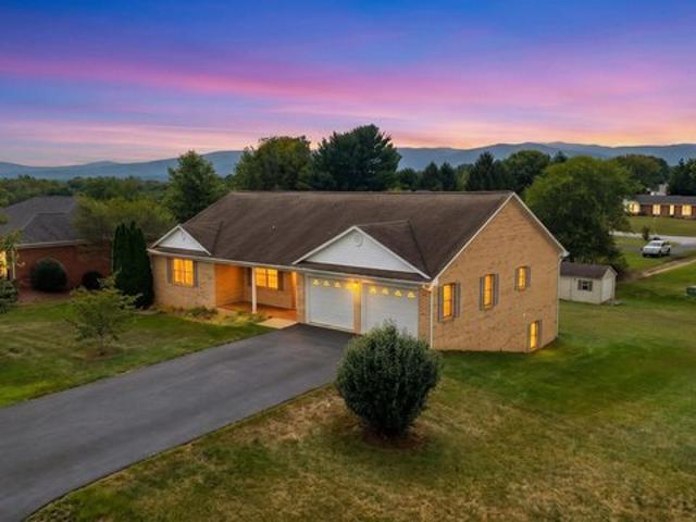 House for sale in Virginia