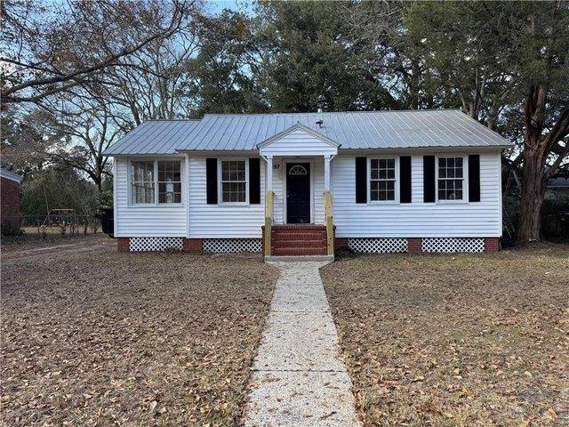 House for sale in Chickasaw, Alabama