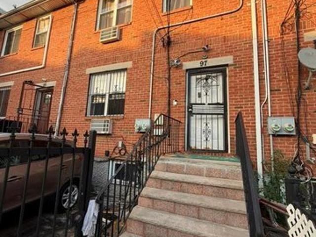 House for sale in Arverne, New York