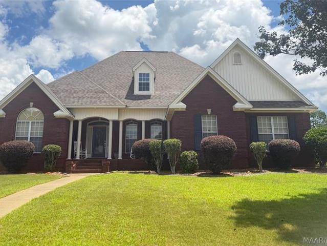 House for sale in Elmore, Alabama