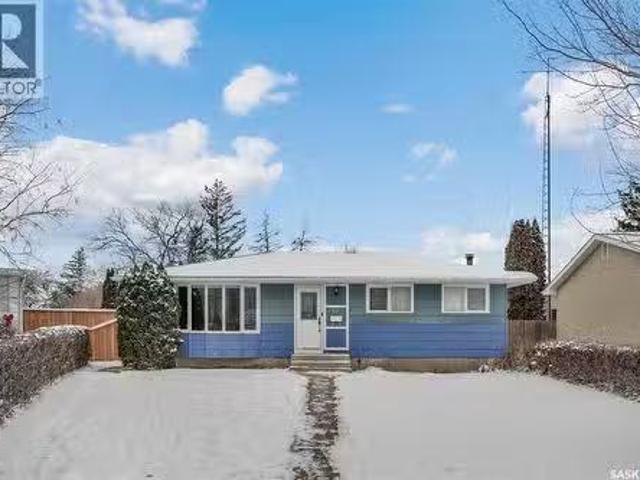 House for sale in Saskatoon, Saskatchewan