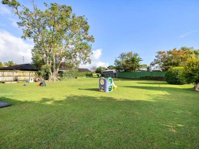 House for sale in Avondale