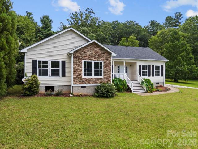 House for sale in Saluda, North Carolina