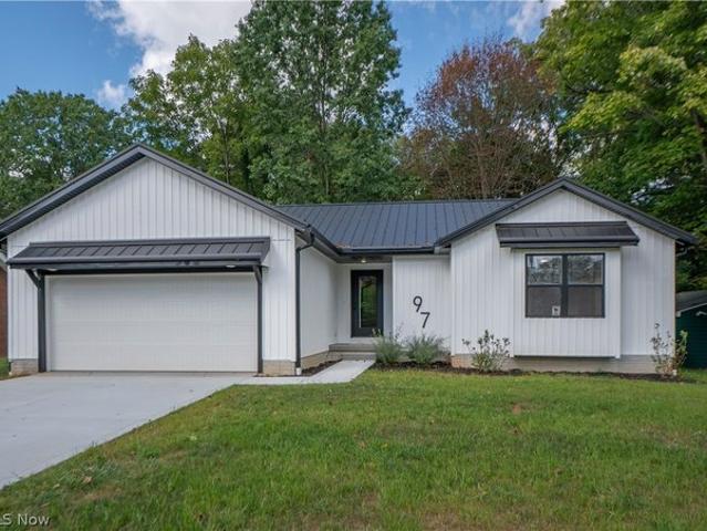 House for sale in Summit, Ohio
