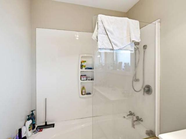 House for sale in Chaslands, Canterbury