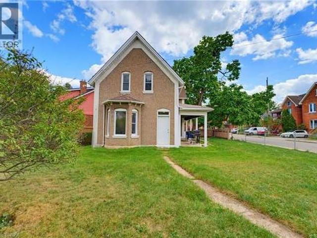 House for sale in Brantford, Southwestern Ontario