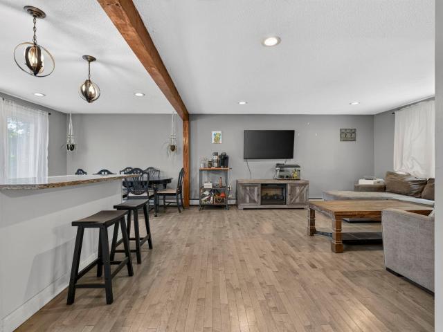 House for sale in Londonderry, Rockingham County