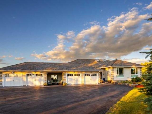 House for sale in Cochrane Lake, Alberta