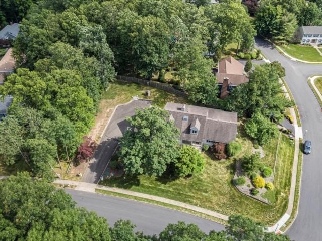 House for sale in Cedar Knolls, New Jersey