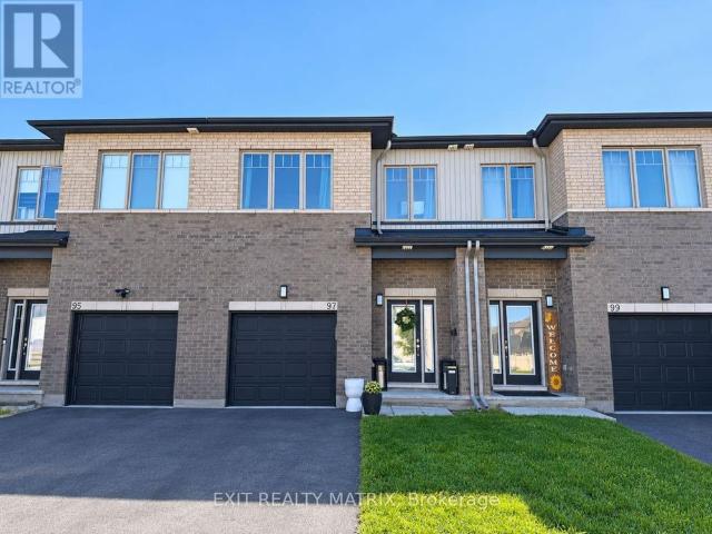 Townhouse for rent in Pathways at Findlay Creek, Ottawa