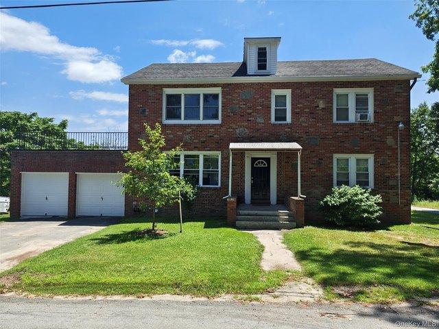 House for sale in Lake Huntington, Town of Cochecton