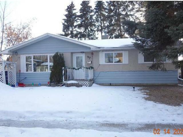 House for sale in Wedgewood, Alberta