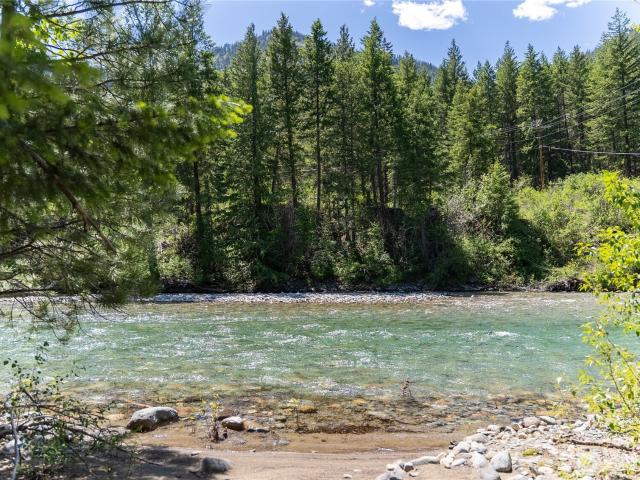 Land for sale in Mazama, Washington