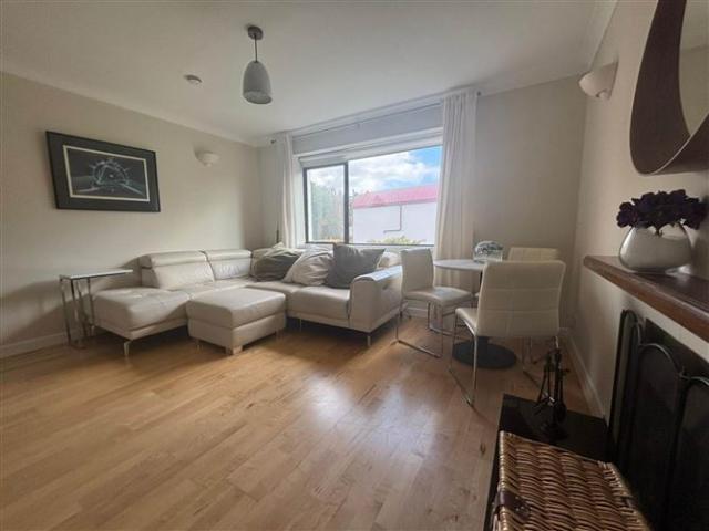 Apartment to rent in Blackrock