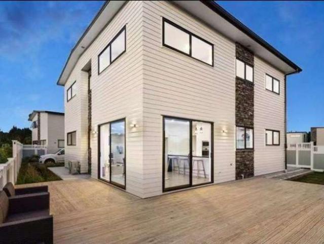 House for sale in Awhitu
