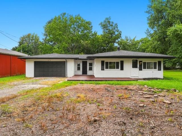 House for sale in Etna, Ohio