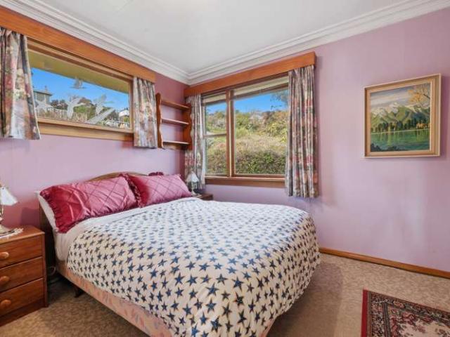 House for sale in Otakou