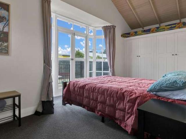 House for sale in Waikuku Beach, Canterbury