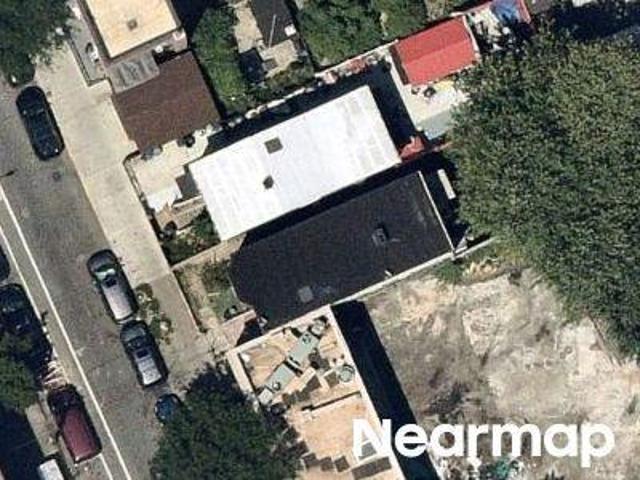 House for sale in Queens, Arverne