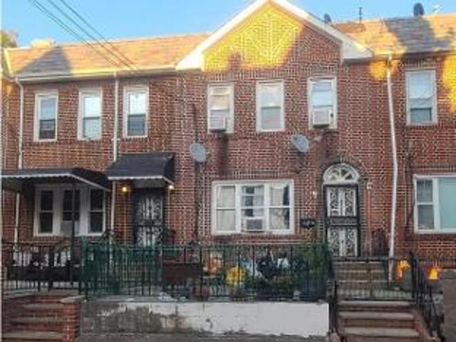 House for sale in Queens County, New York