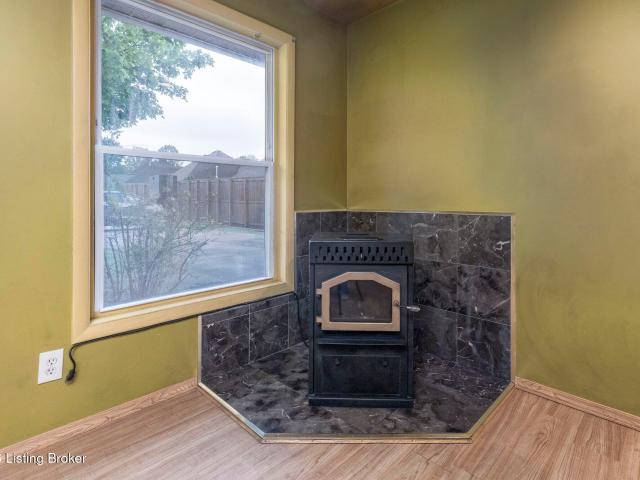 House for sale in Jeffersontown, Kentucky