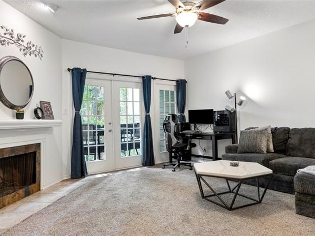 Condo for sale in Dallas, Texas