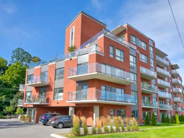 Apartment for rent in Dollard-des-ormeaux, Quebec