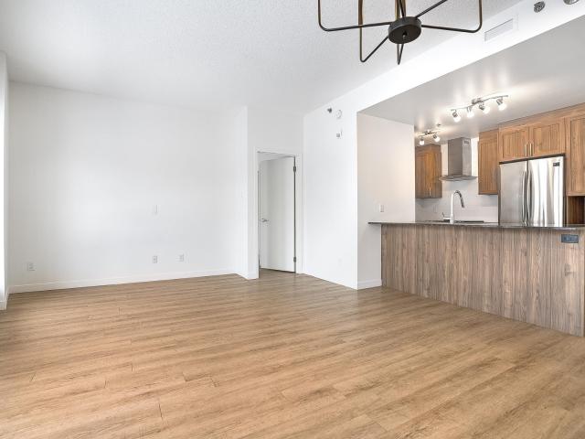 Apartment for rent in Dollard-des-ormeaux, Quebec