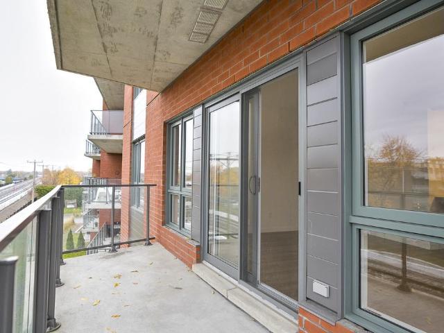 Apartment for rent in Dollard-des-ormeaux, Quebec