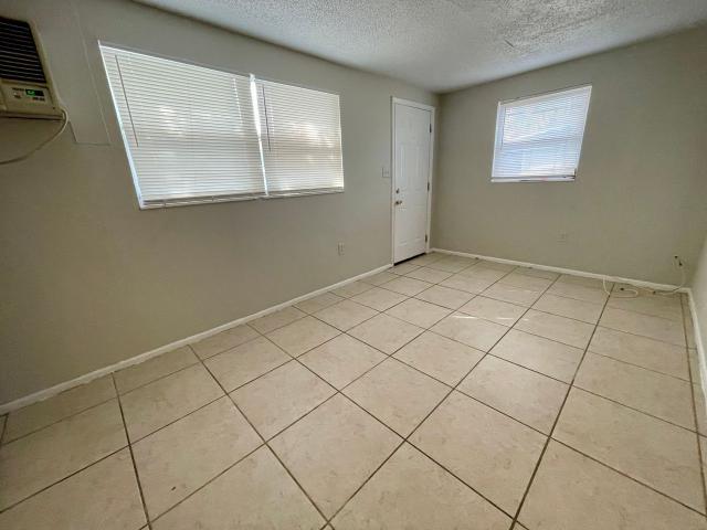 Apartment for rent in Sulphur Springs, Tampa