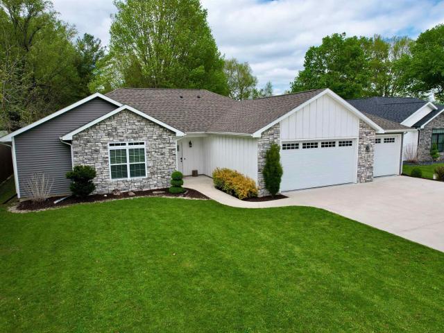 House for sale in Leo, Indiana