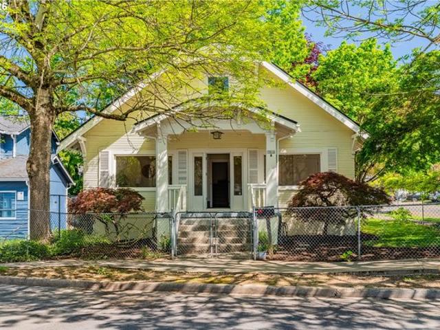House for sale in Portland, Multnomah County