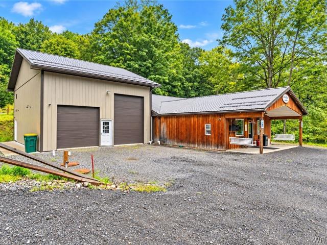 Commercial for sale in Dutchtown, Town of Holland